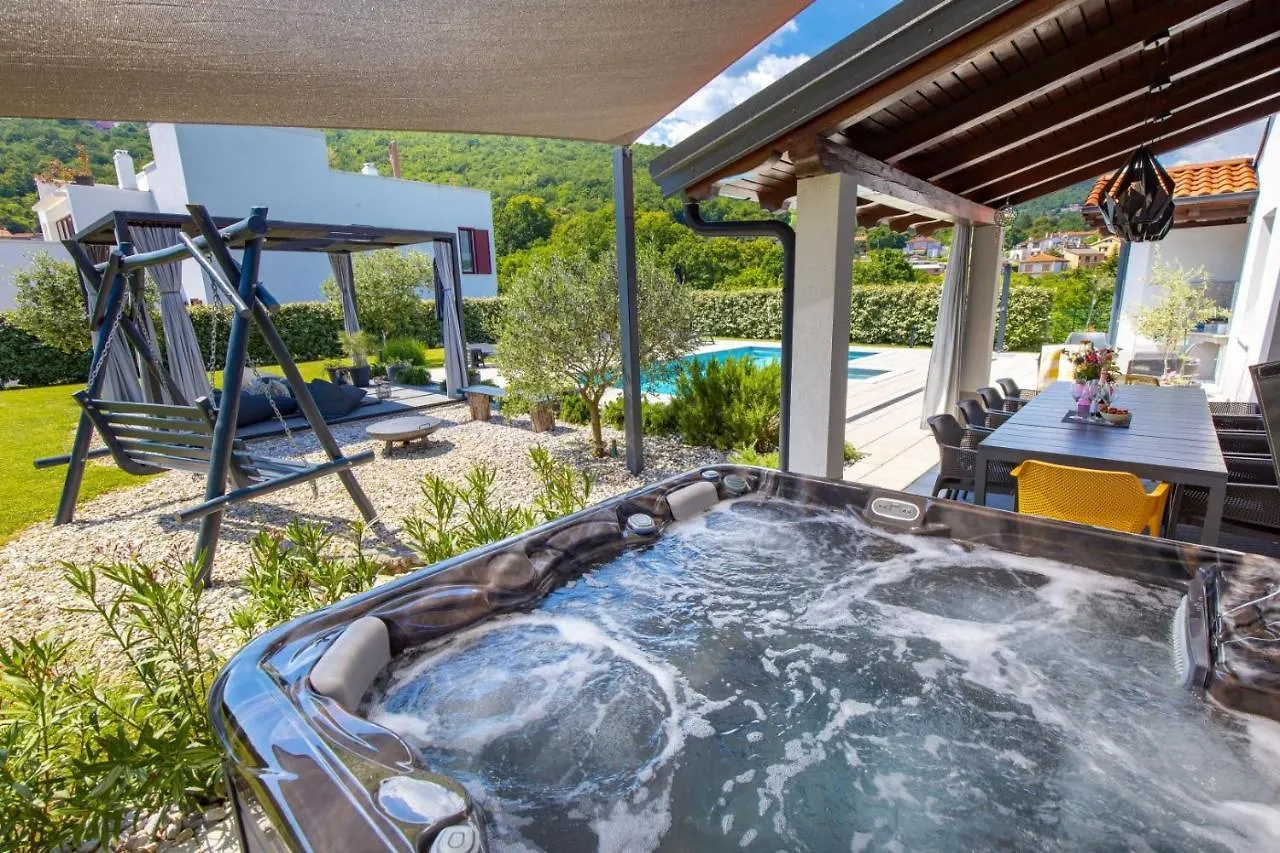 Modern Villa Susanj With Outdoor Pool In Опатия 0*,